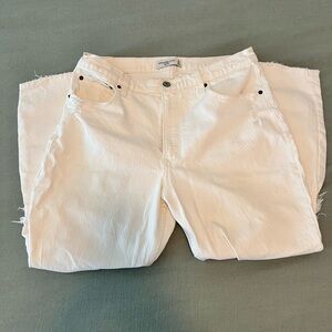 A&F High Rise Mom jean